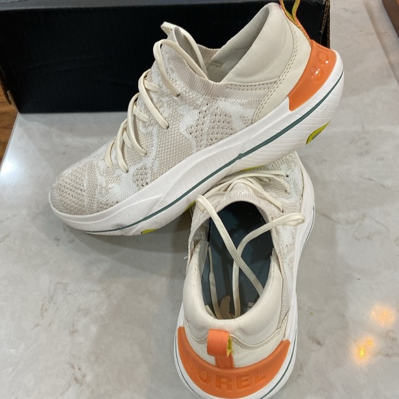 SOREL womens 9 Explorer Blitz Stride Lace - Picture 5 of 10